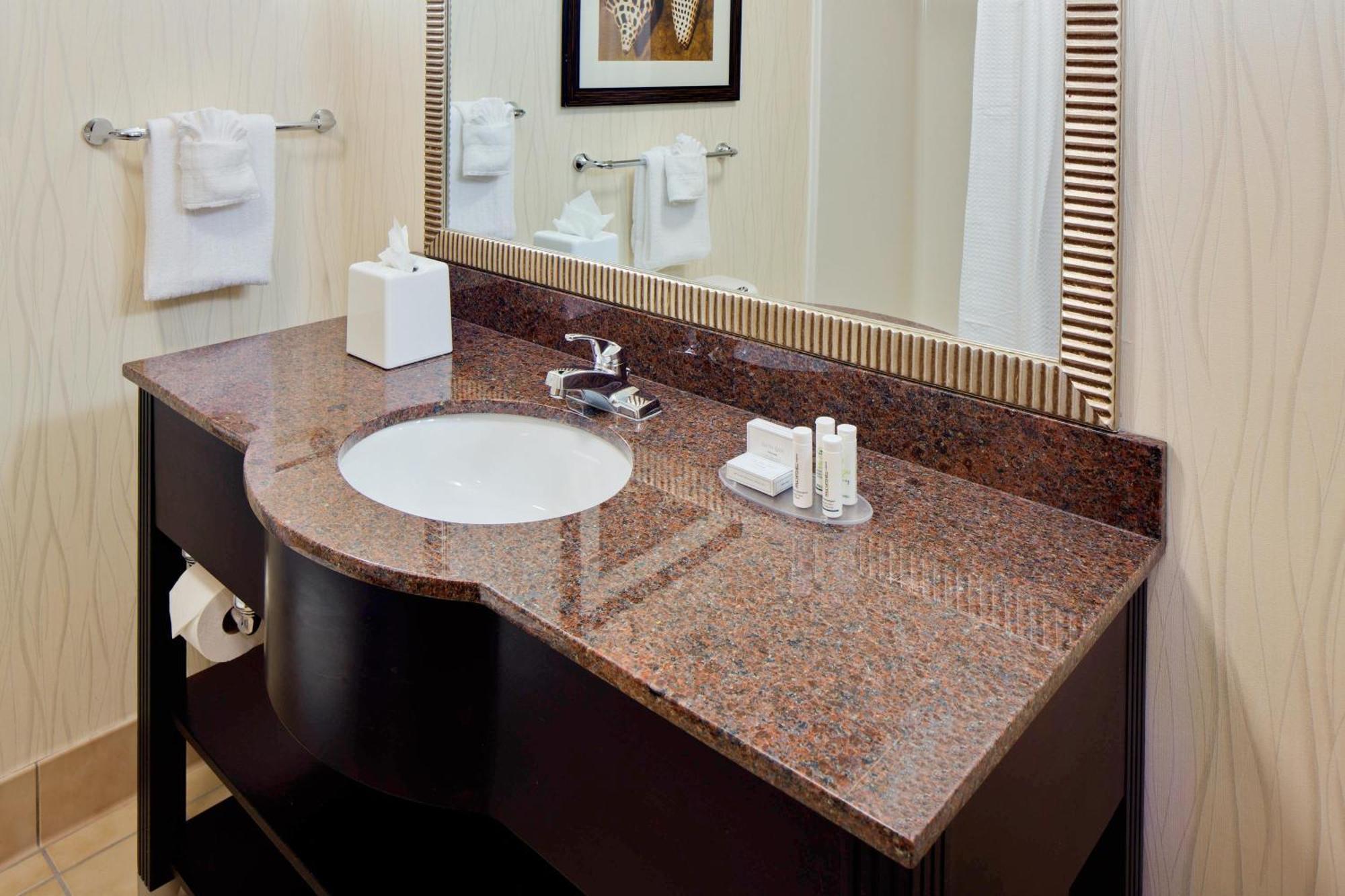 Courtyard By Marriott Sarasota At University Town Center Desoto Lakes Exterior photo